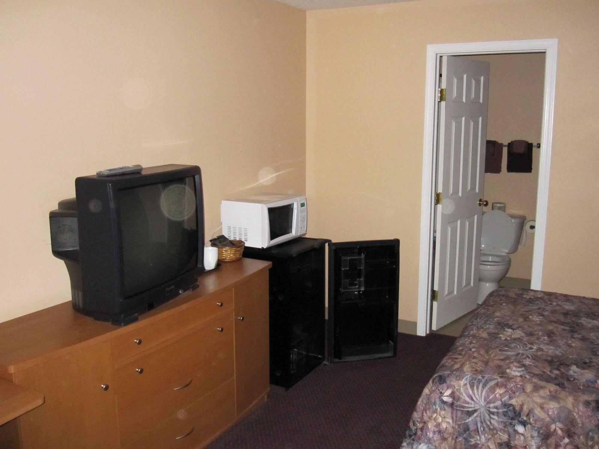 Aries Motel Едсън Екстериор снимка